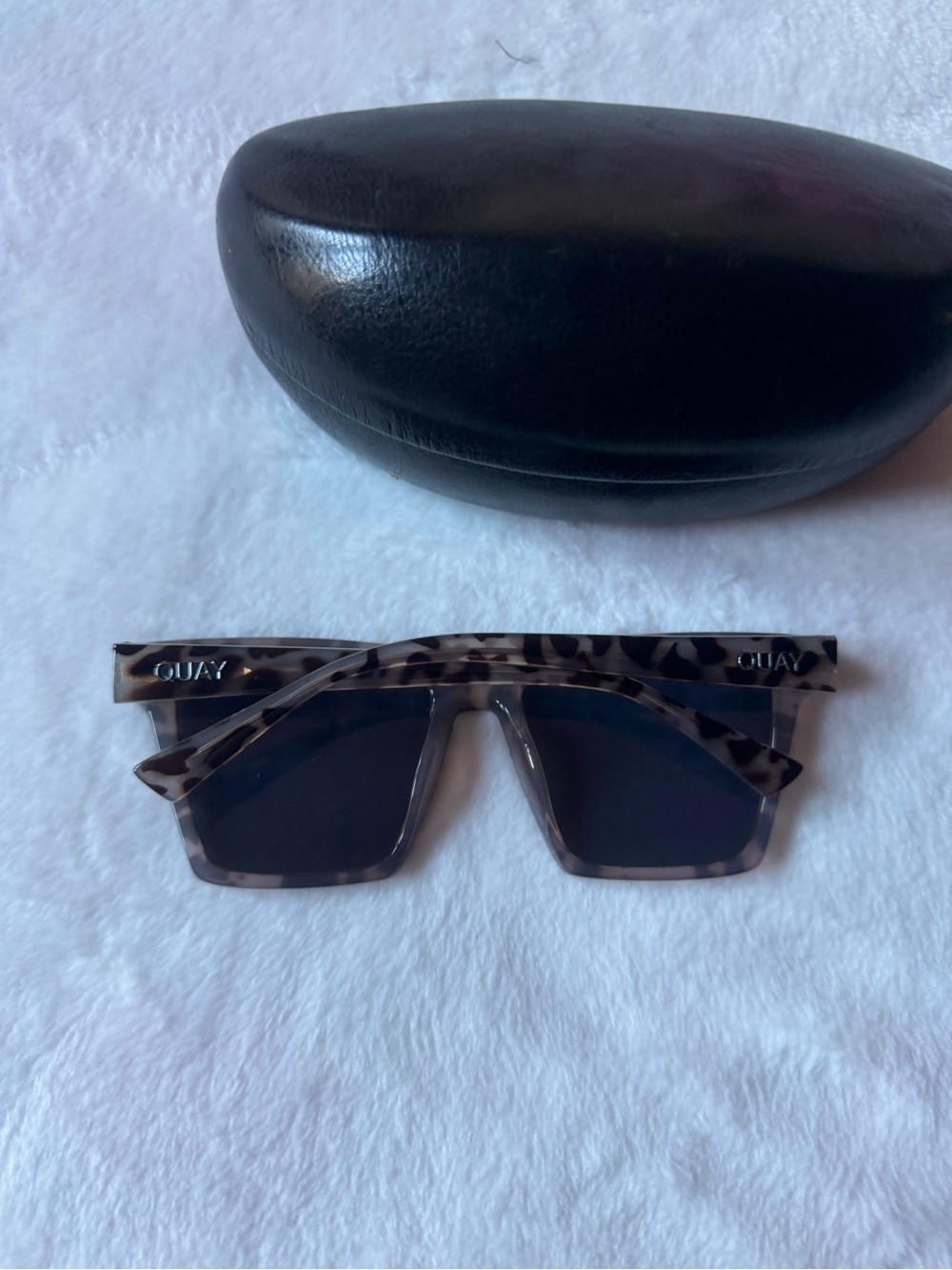 Quay Australia alright sunglasses - Picture 3 of 7